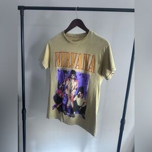 Nirvana Yellow Short Sleeve Tee Size Small Band T-Shirt